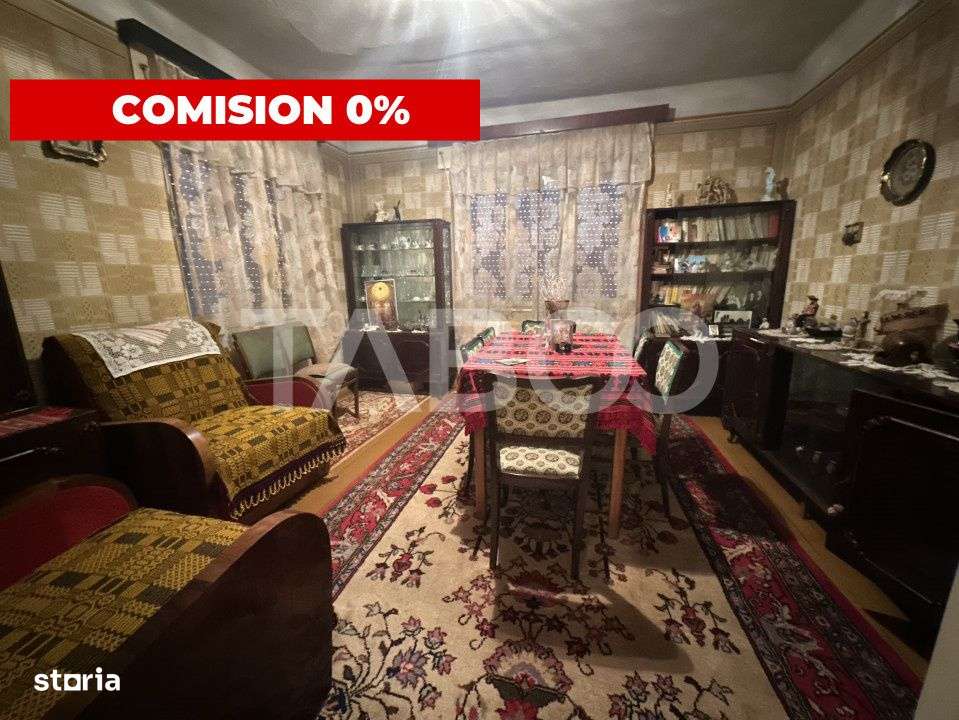 Casa cu 4 camere 2 bai garaj gradina in cartierul Florilor Fagaras - Imagine principală: 2/14