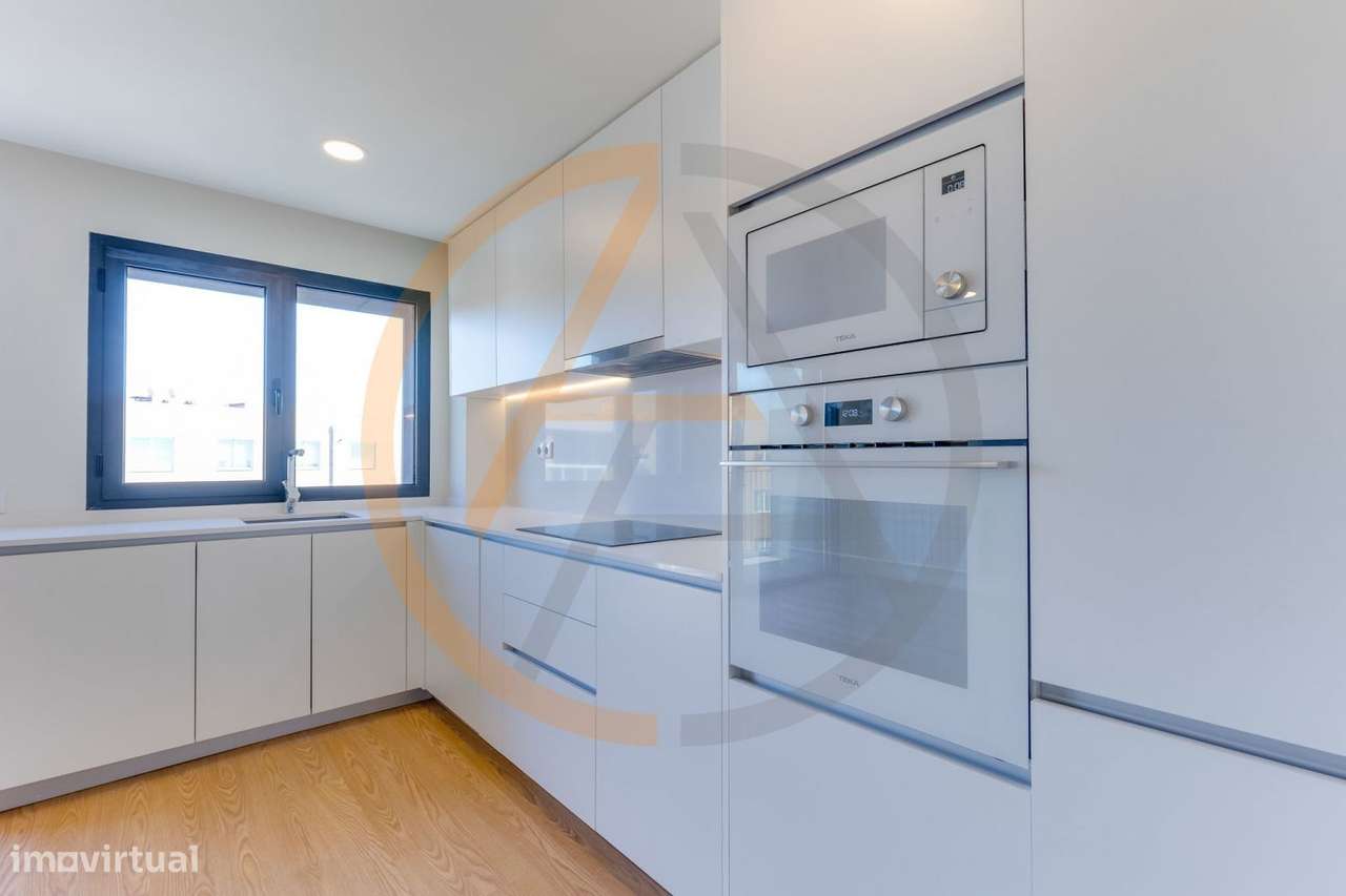 Apartamento T3 | Santa Marinha-8
