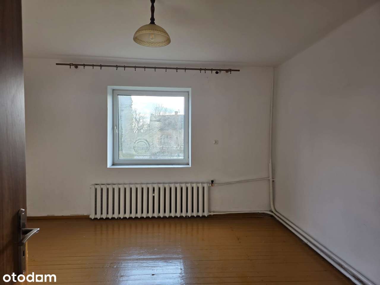 Mykanów dom do zamieszkania i na działalność-6