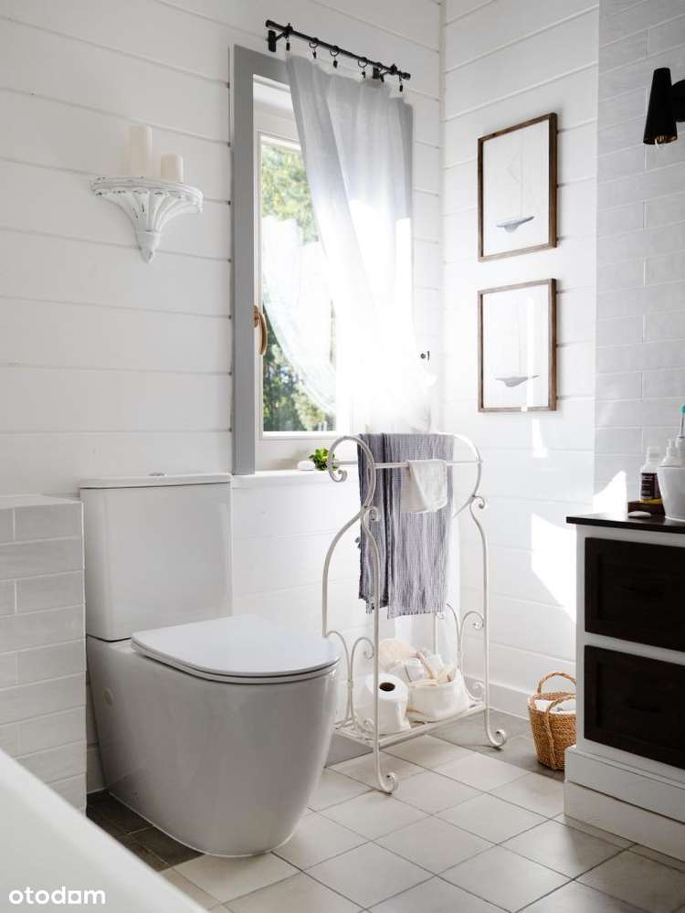 Sprzedam kameralny dom wśród jezior w miejscowości-14