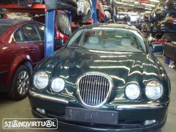 Jaguar S-Type 4.0 V8 2004 para peças - 3