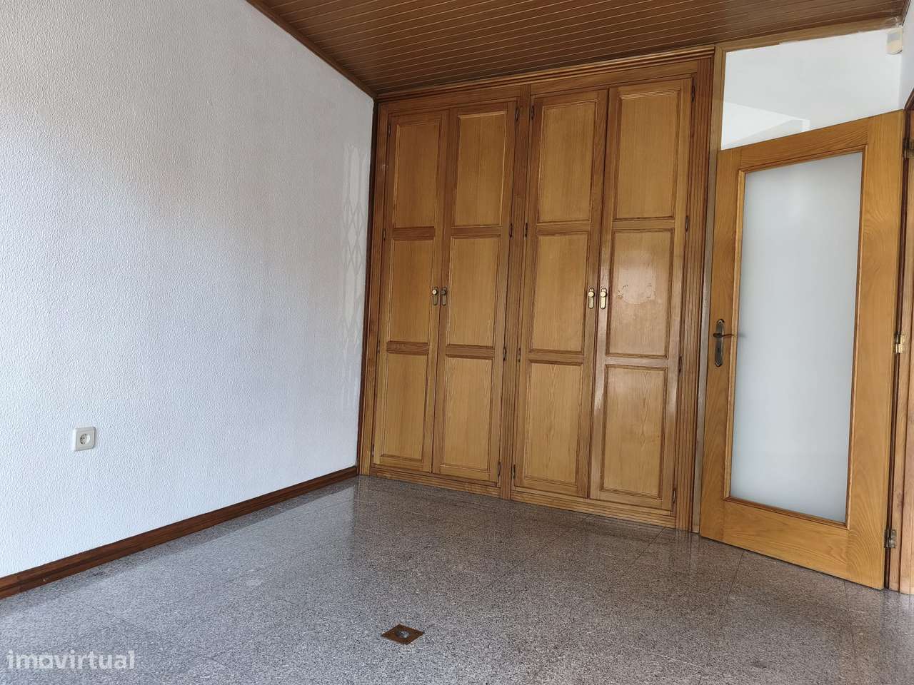 Loja com 48,2 m² na Rua D. Afonso Henriques – Rio Tinto-6
