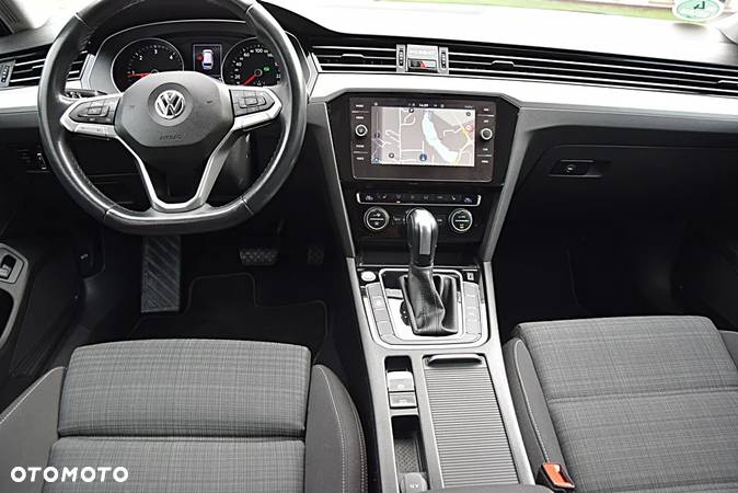 Volkswagen Passat 2.0 TDI BMT Comfortline DSG - 13