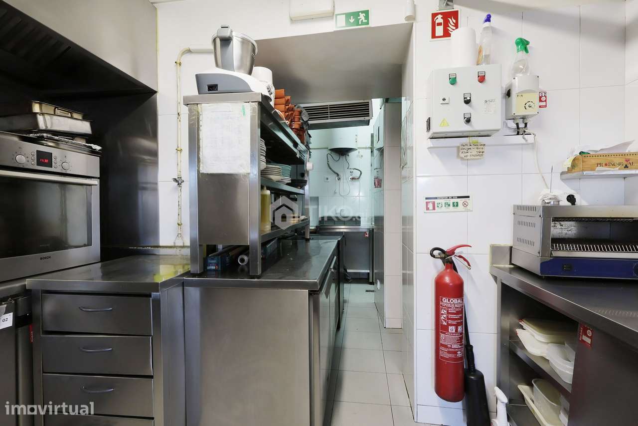 Oportunidade Única: Trespasse de Restaurante "Tasquinha Canto do Fado"-26