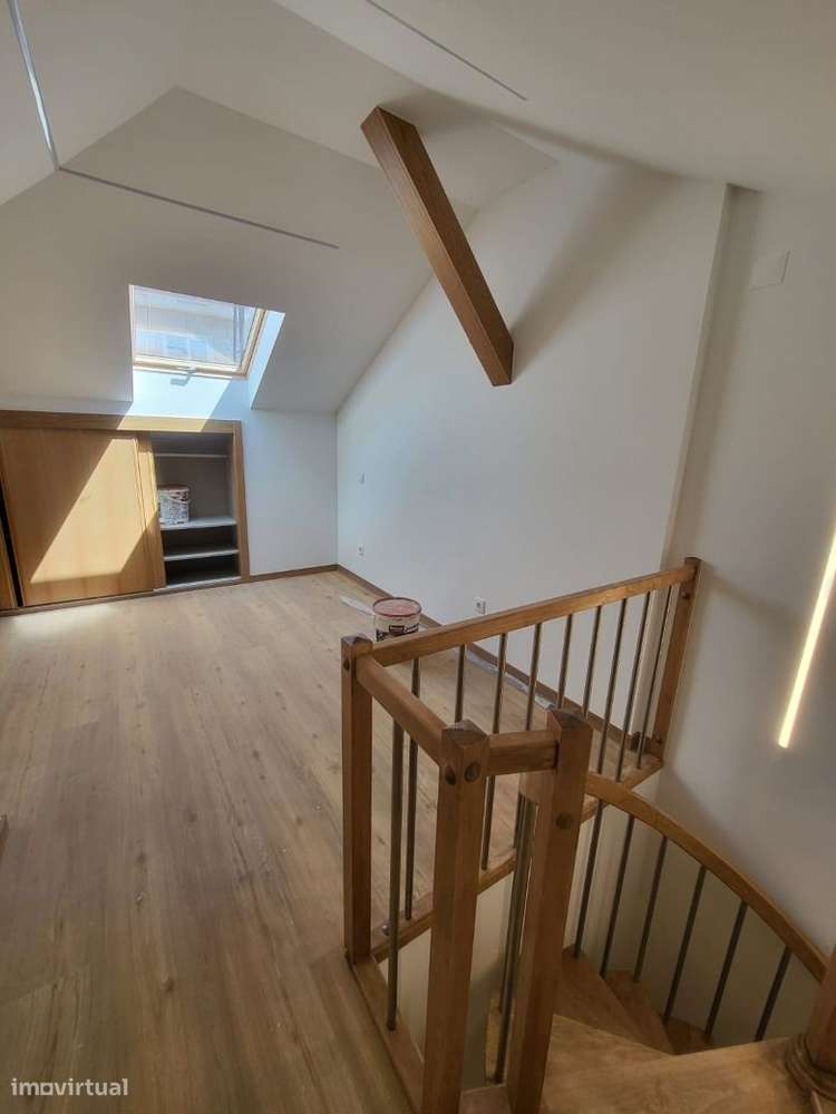 T3 Remodelado, com cozinha equipada às Portas de Benfica-20