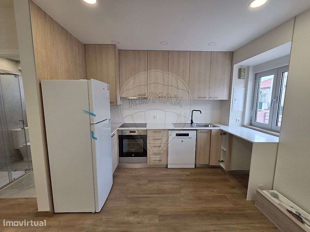 Apartamento T2 para arrendamento - Grande imagem: 4/11