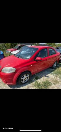 Dezmembrez Chevrolet Aveo - 2