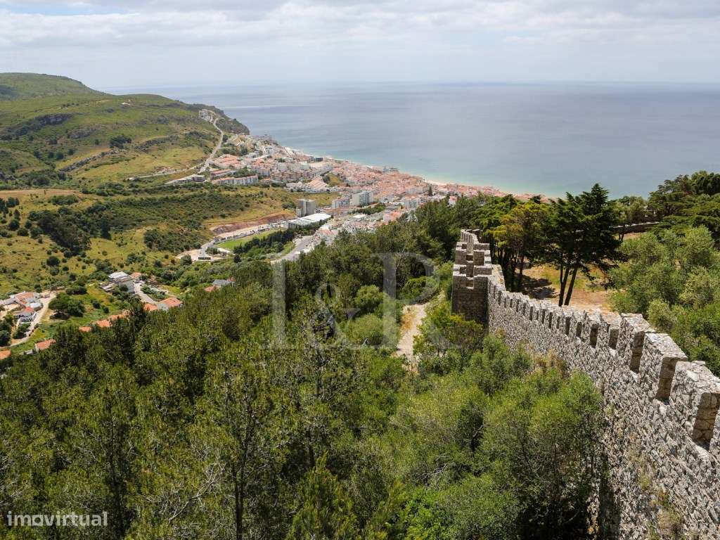 Moradia T3 com jardim e piscina perto das praias de Sesimbra-11