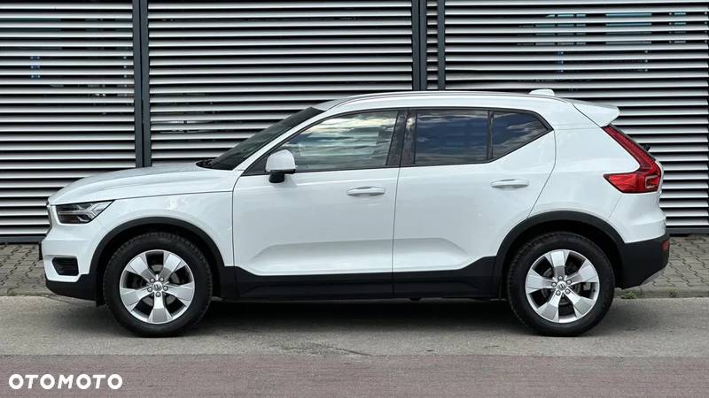 Volvo XC 40 T3 Momentum - 2