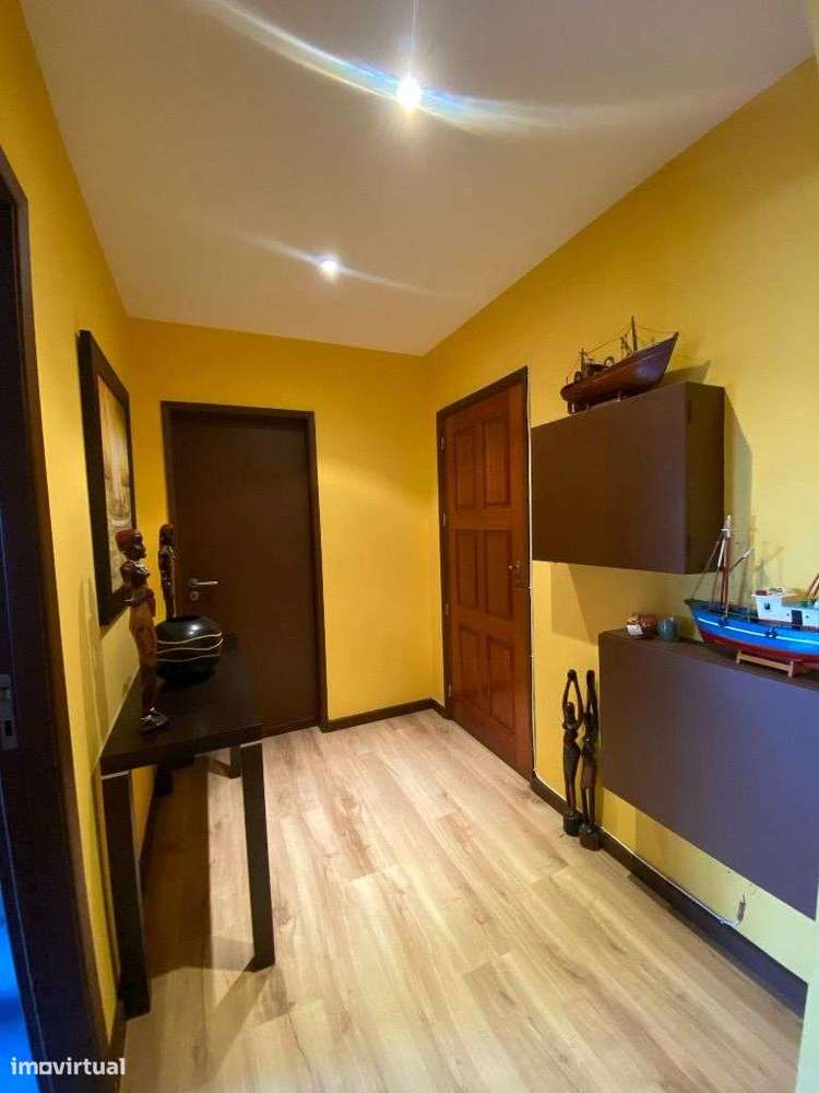 Apartamento T2 mobilado a 150m da praia. - Grande imagem: 5/15