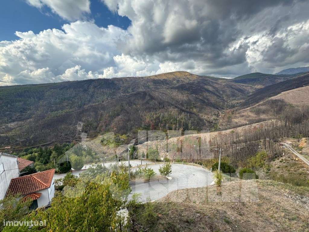 MORADIA A VENDA EM VILA NA SERRA DA ESTRELA-0