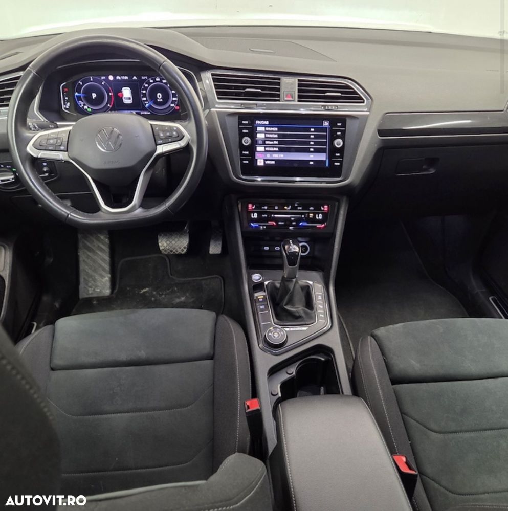 volkswagen tiguan   2 0 tdi 4mot dsg elegance