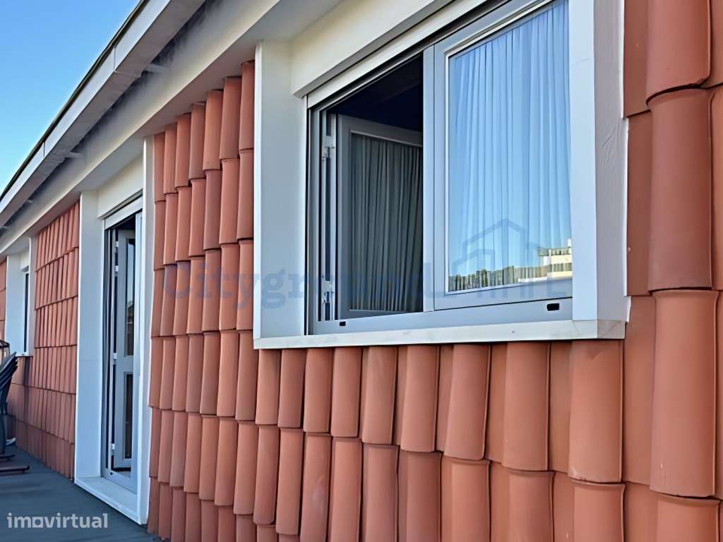 Duplex T3 com Varandas, Terraço e Vista Desafogada para o Castelo d...-21