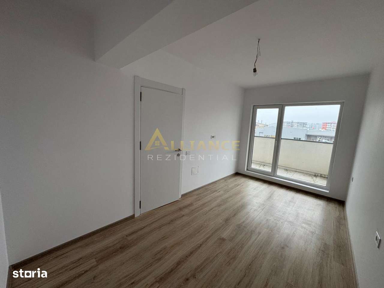 Studio gata de mutare-11