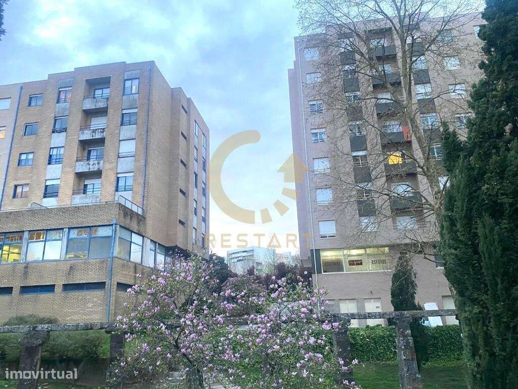 Loja Comercial com esplanada, na Zona do Chantre – Maia - Grande imagem: 4/31