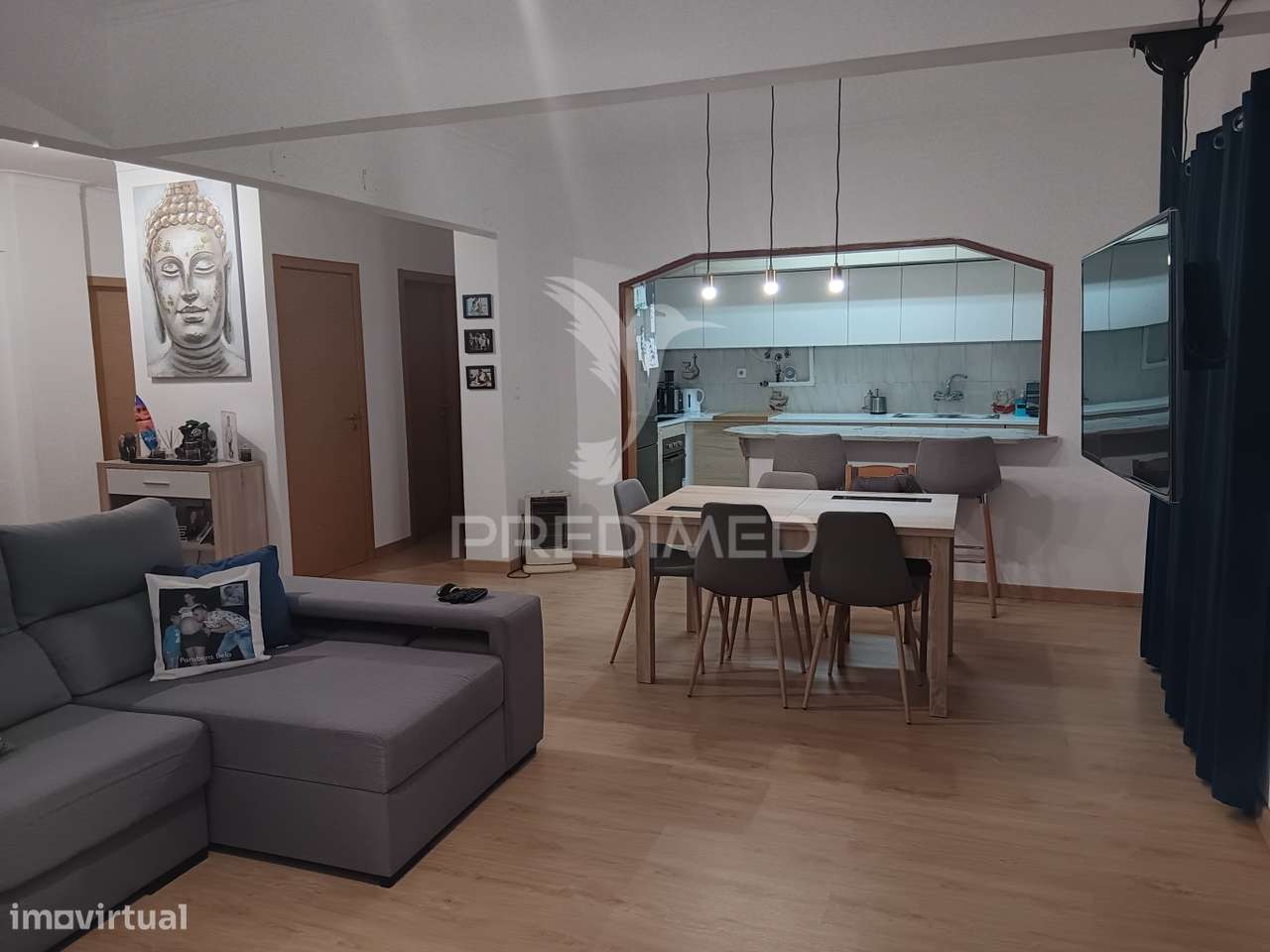 Apartamento T4 convertido em T3 em Feijó - Laranjeiro - Grande imagem: 1/21