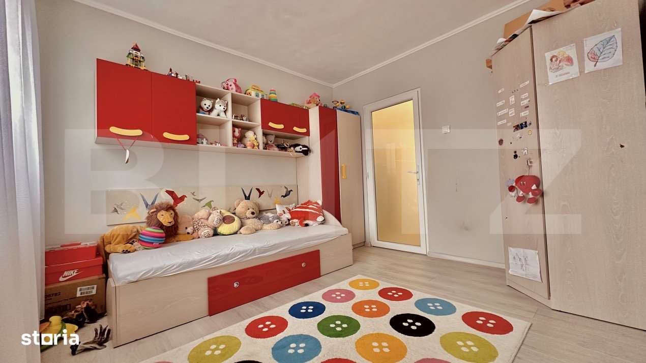 Apartament 3 camere,  etaj intermediar cu lift, parcare, zona Rogerius - Imagine principală: 5/7