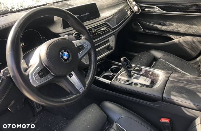 BMW Seria 7 M760Li xDrive - 6
