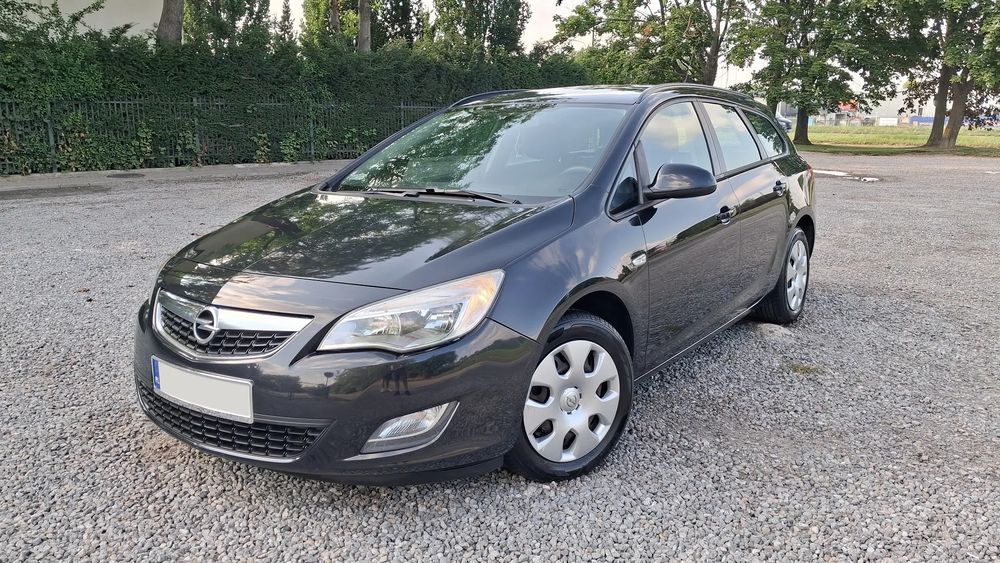 Opel Astra J (2009-2019) 2013