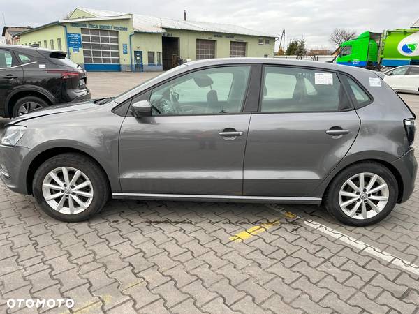 Volkswagen Polo 1.4 TDI Blue Motion Technology Lounge - 5