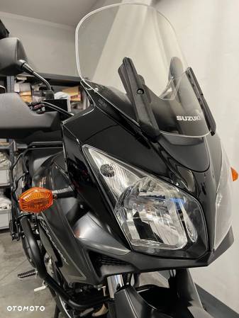 Suzuki V-STROM - 32