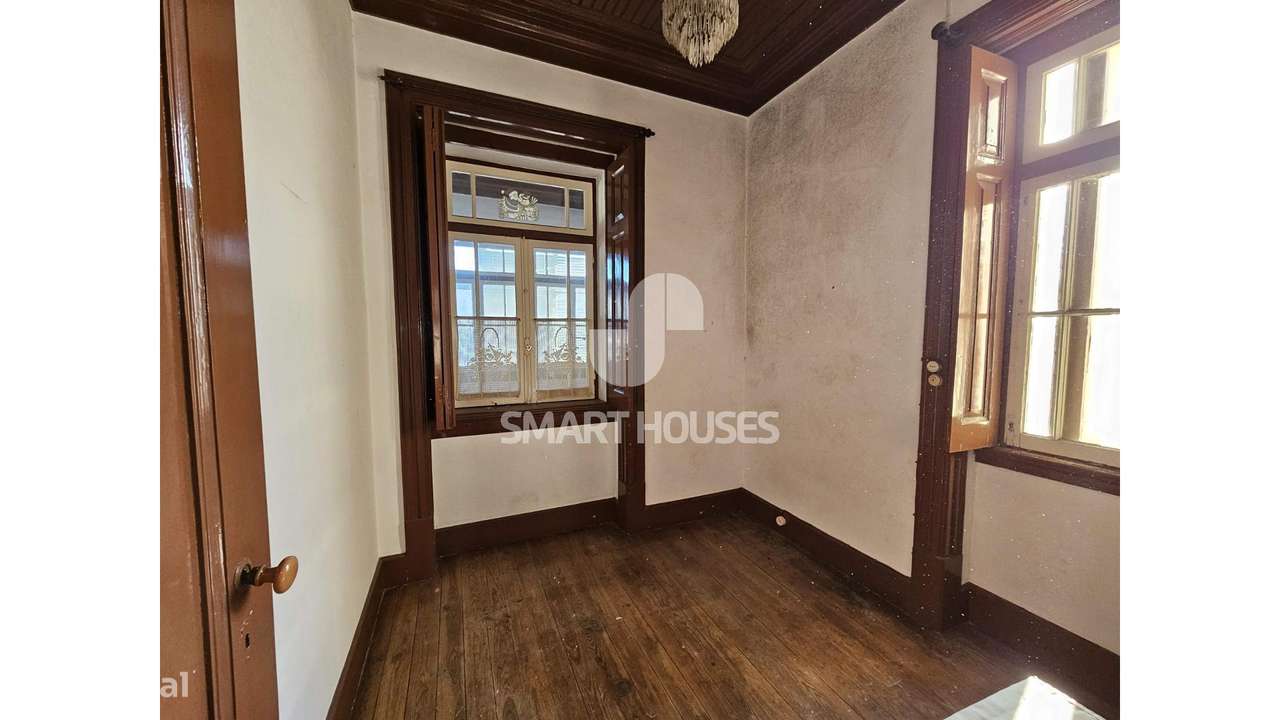 Moradia T4+T2 Pombeiro c/ terreno-6