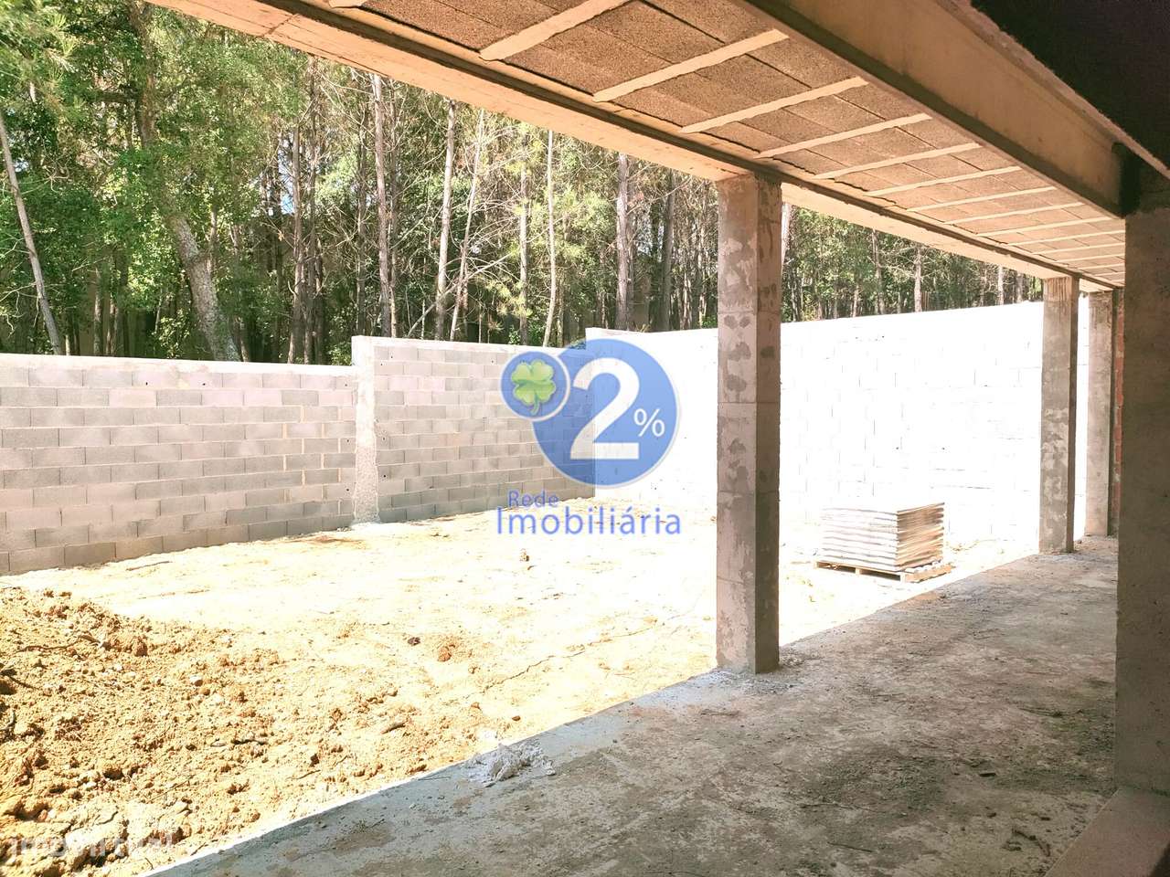 Moradia T3+1 em construção-9