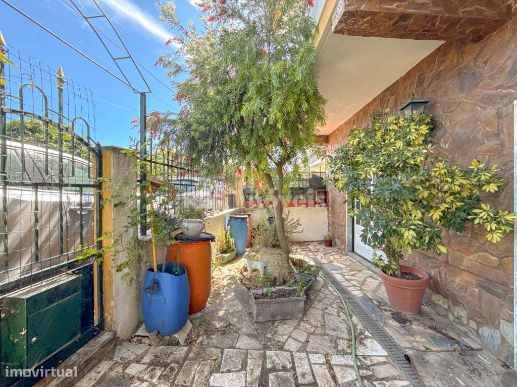 Moradia T2+1 com 2 pisos e garagem - Vila Nova de Paialvo, Tomar-51