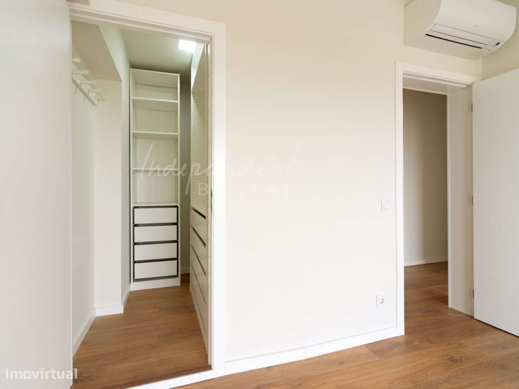 APARTAMENTO T4 TOTALMENTE REMODELADO NAS TORRES DO RESTELO, COM VIS...-17