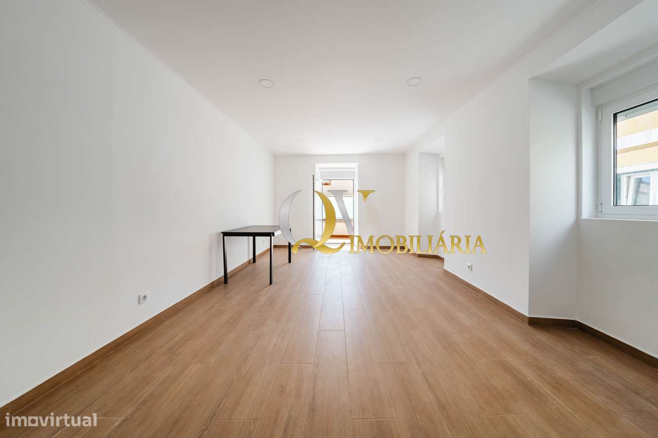 Excelente moradia para venda sita em São Martinho do Porto-9