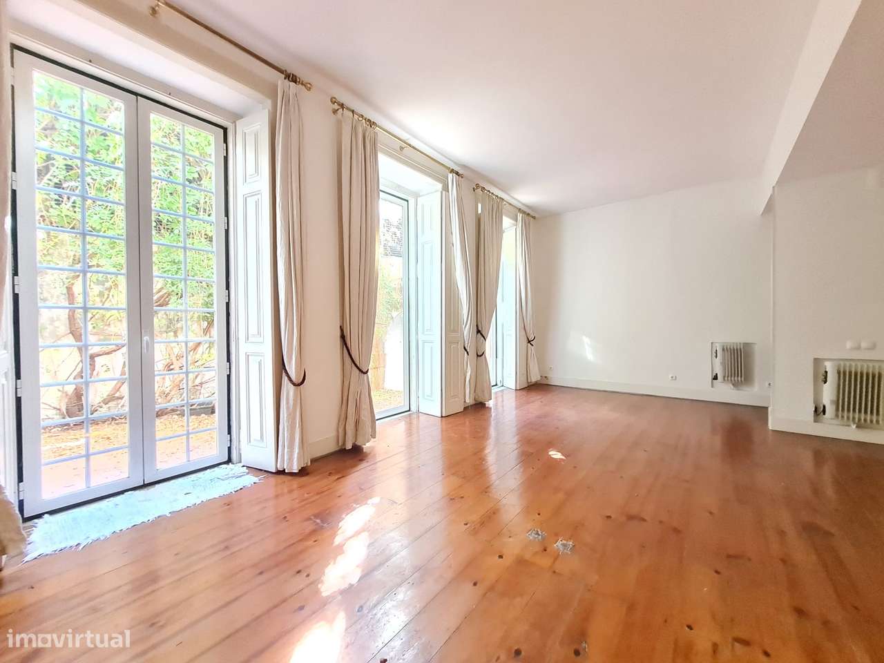 Prédio para Venda - Campo de Ourique-0