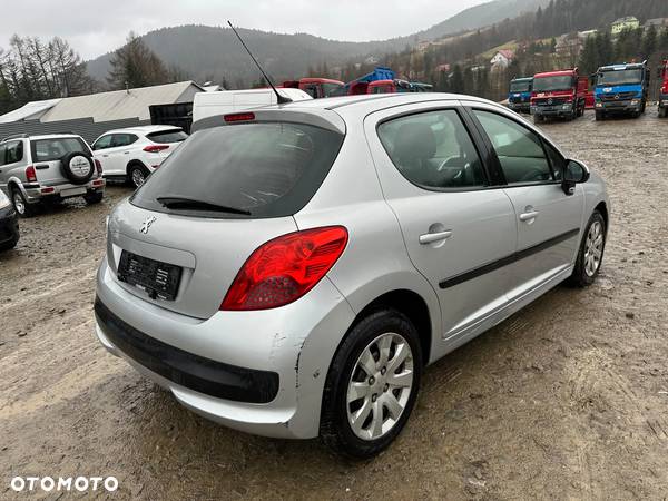 Peugeot 207 1.4 16V Trendy - 5