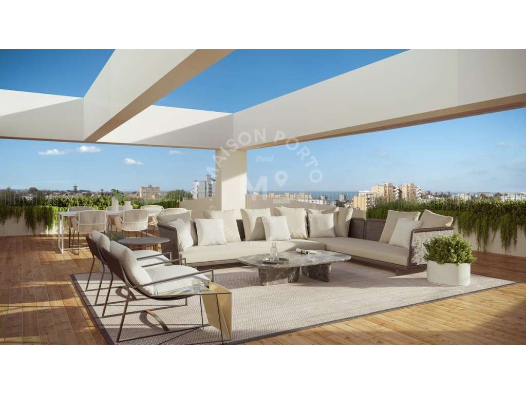Apartamento T4 Penthouse com Suites e Terraço inserido em Condomíni... - Grande imagem: 5/26