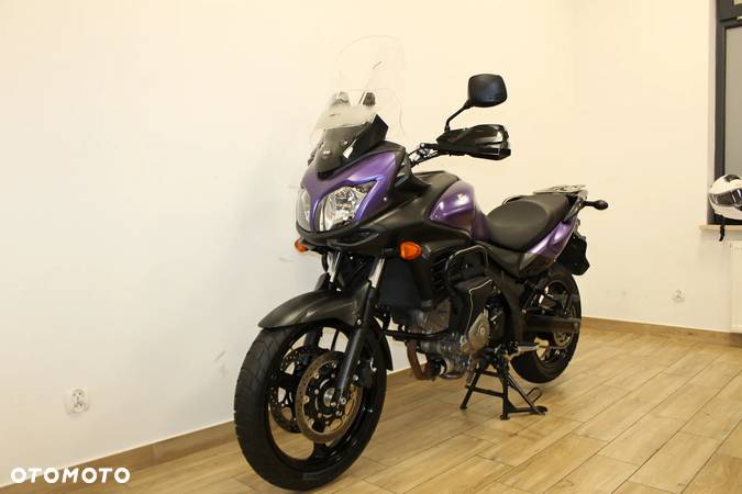 Suzuki V-STROM - 9