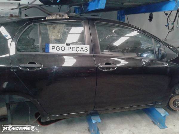 portas direitas Toyota yaris 2007 - 1