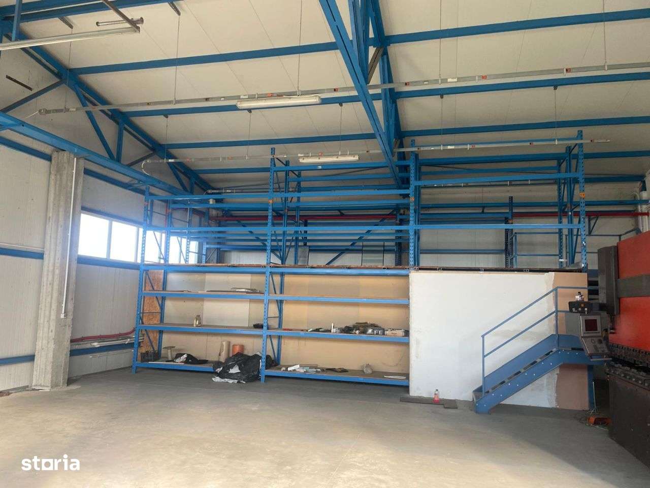 Hala Productie ,Spatii Birou si Locuit, Craiova-Isalnita 10000 m Teren-3