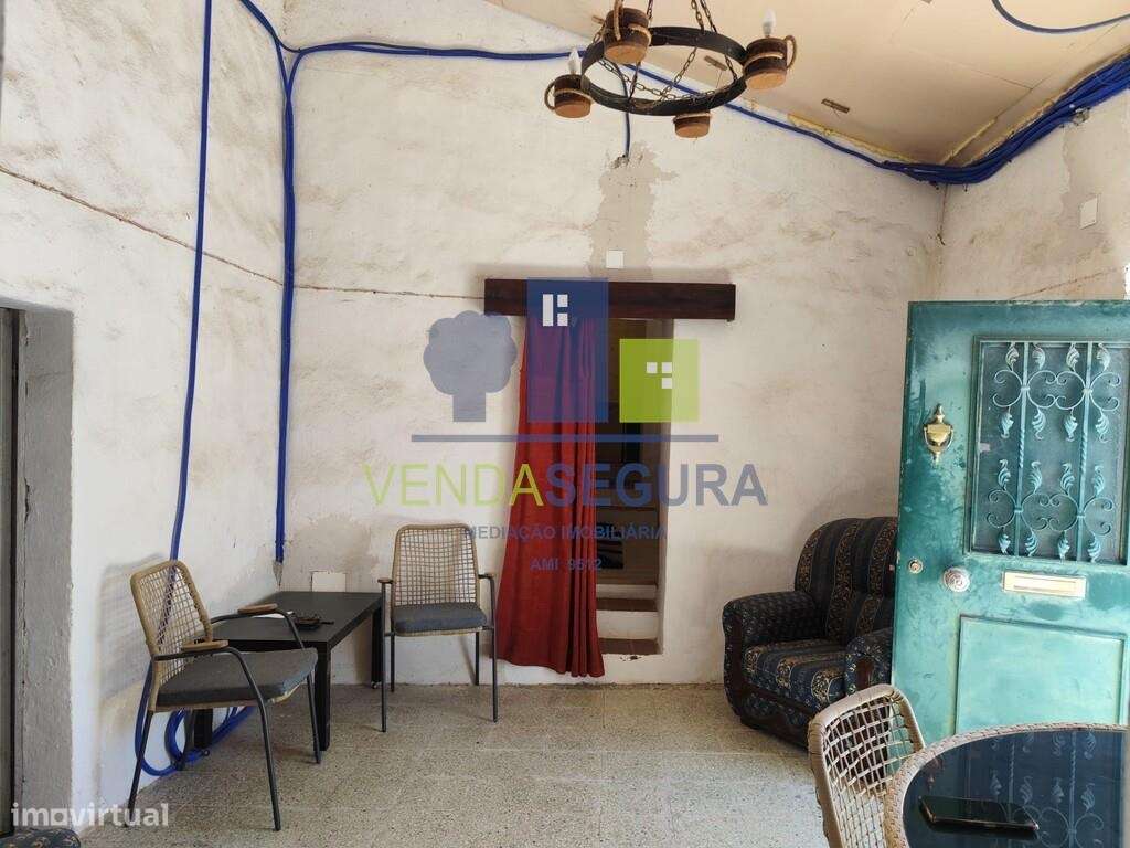 Moradia T3 R/C com Quintal | Santo Aleixo da Restauração-3