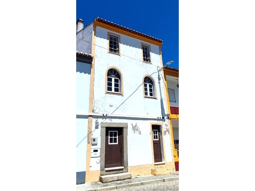 Moradia T4 com excelente potencial habitacional ou turístico em Ass... - Grande imagem: 1/32