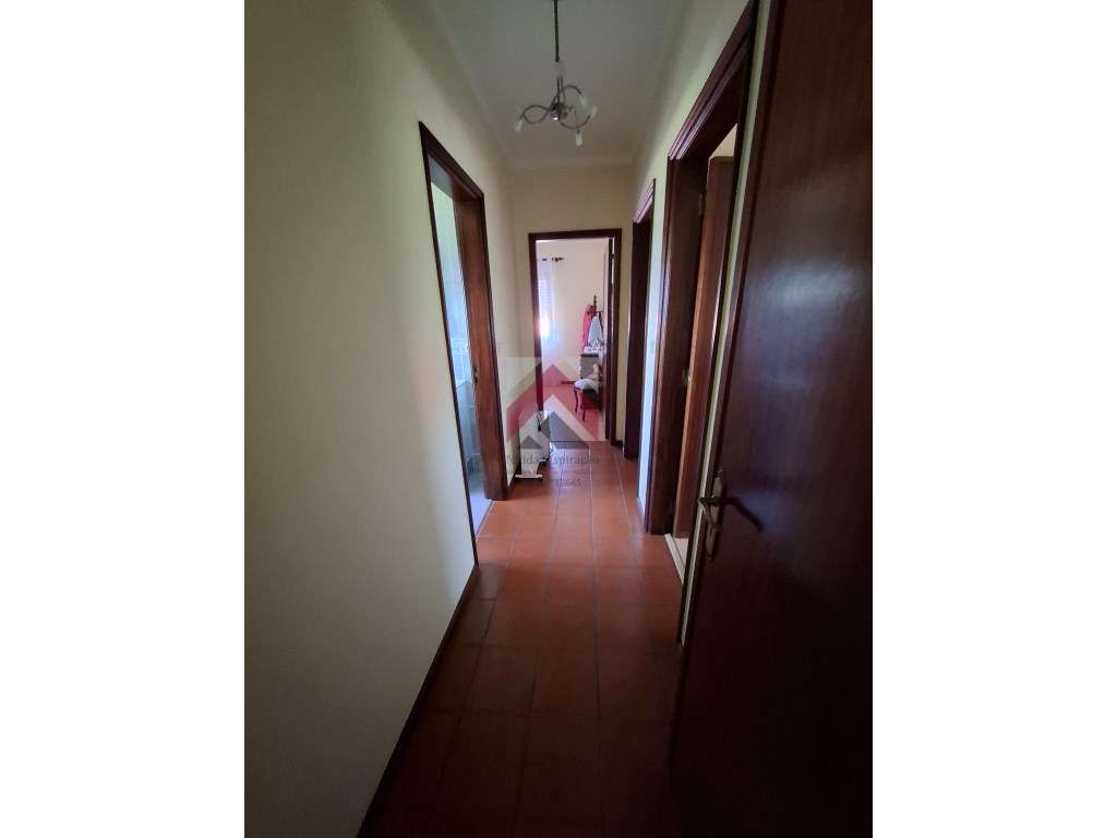 Moradia T3 Isolada na Costa do Valado-27