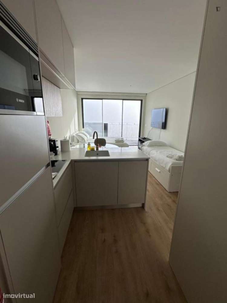 Estúdio - localizado em Paranhos Porto - Grande imagem: 4/5