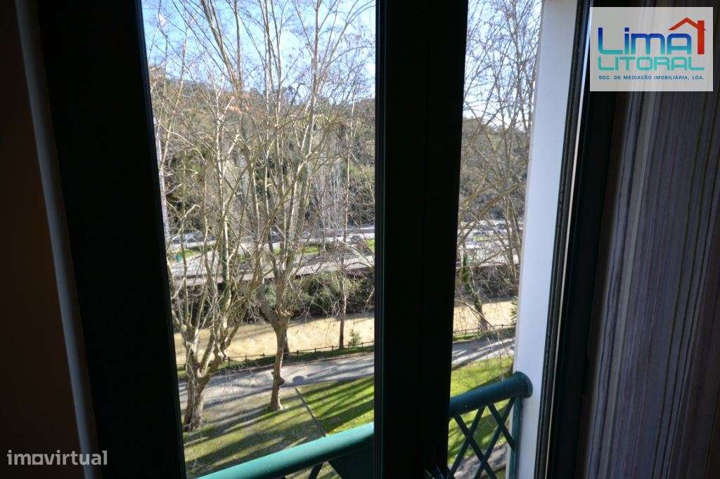 T4 DUPLEX - 330 M2 - CENTRO DE LEIRIA - Vista Castelo/Rio Lis-17