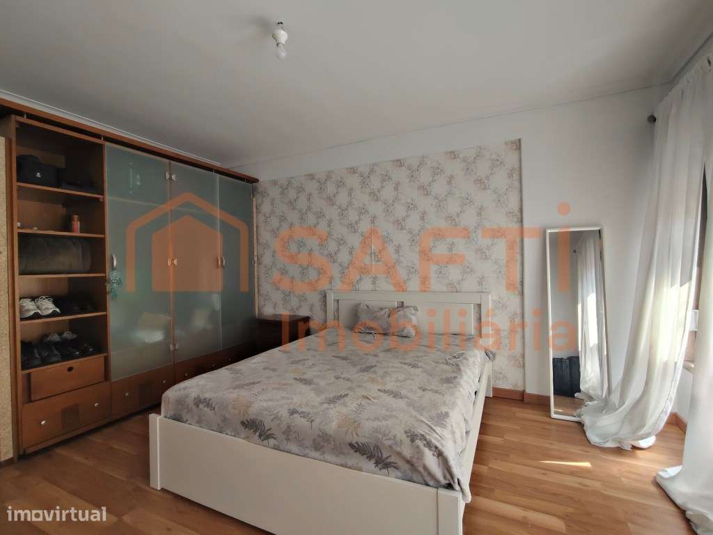 APARTAMENTO T2 MAIS ARRECADAÇÃO.-13