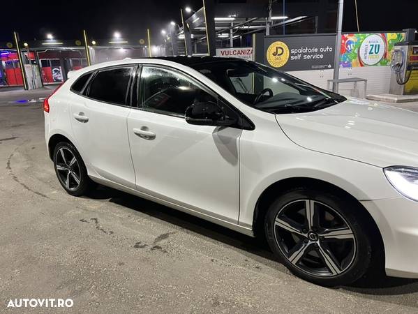 Volvo V40 - 4