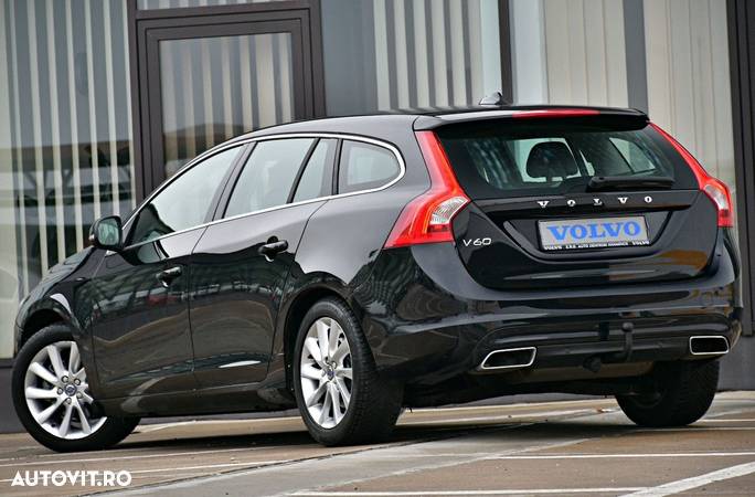 Volvo V60 D4 Geartronic Summum - 5