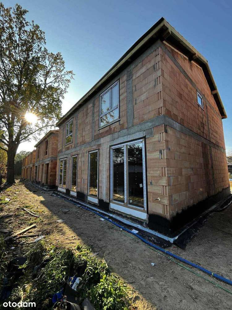 1/2 bliźniaka 73 m2 - ogródek i 2 miejsca postojowe - Pełny obrazek: 2/9