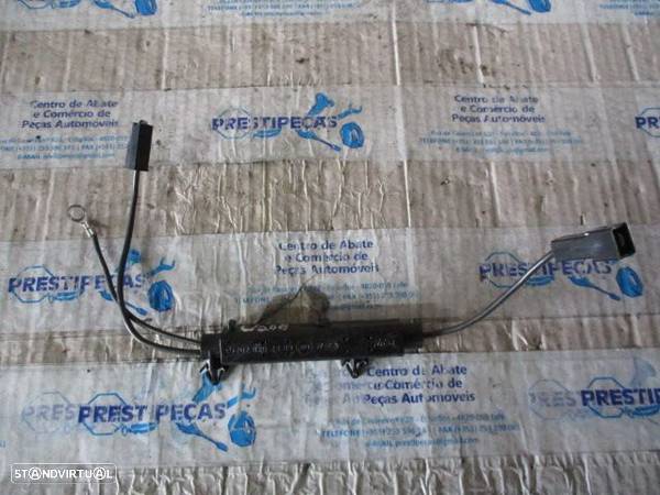 Antena 2028202389 MERCEDES W163 2000 ML 270 CDI MERCEDES W208 1997 CLK - 2