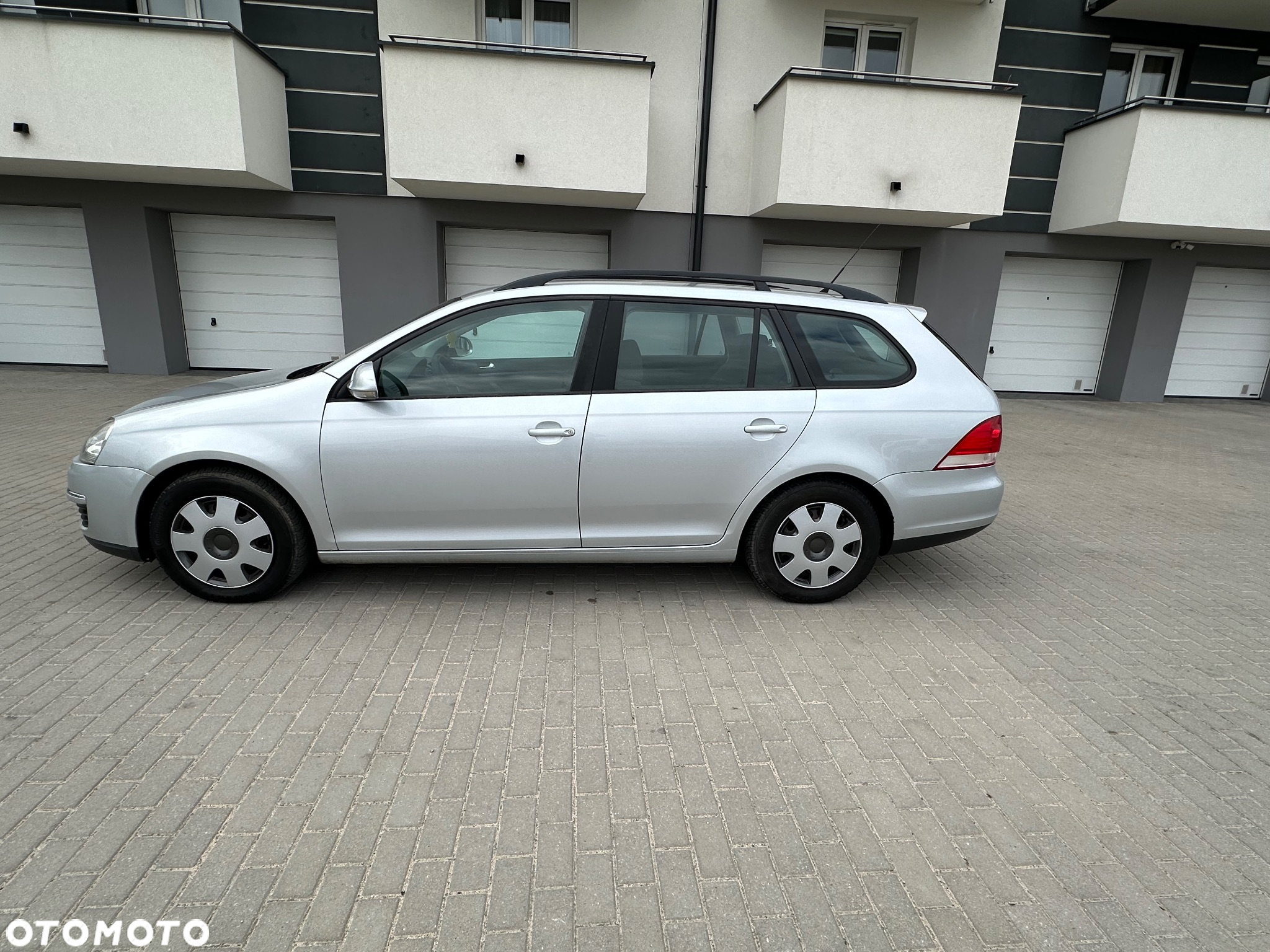 Volkswagen Golf 1.6 DSG Comfortline - 8