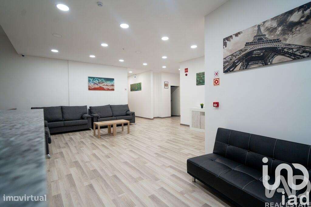 Prédio em Portimão de 700 m2 - Grande imagem: 2/37