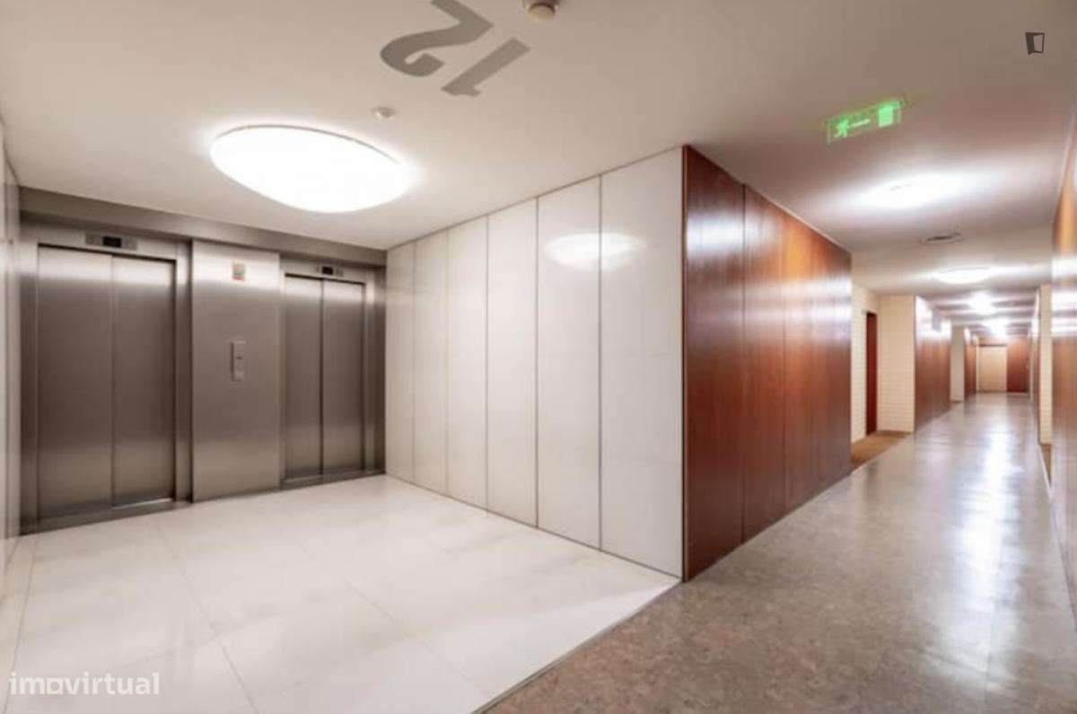 Estúdio - localizado em Campanhã Porto - Grande imagem: 4/10