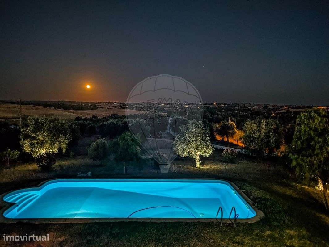 Moradia T4 para venda-40